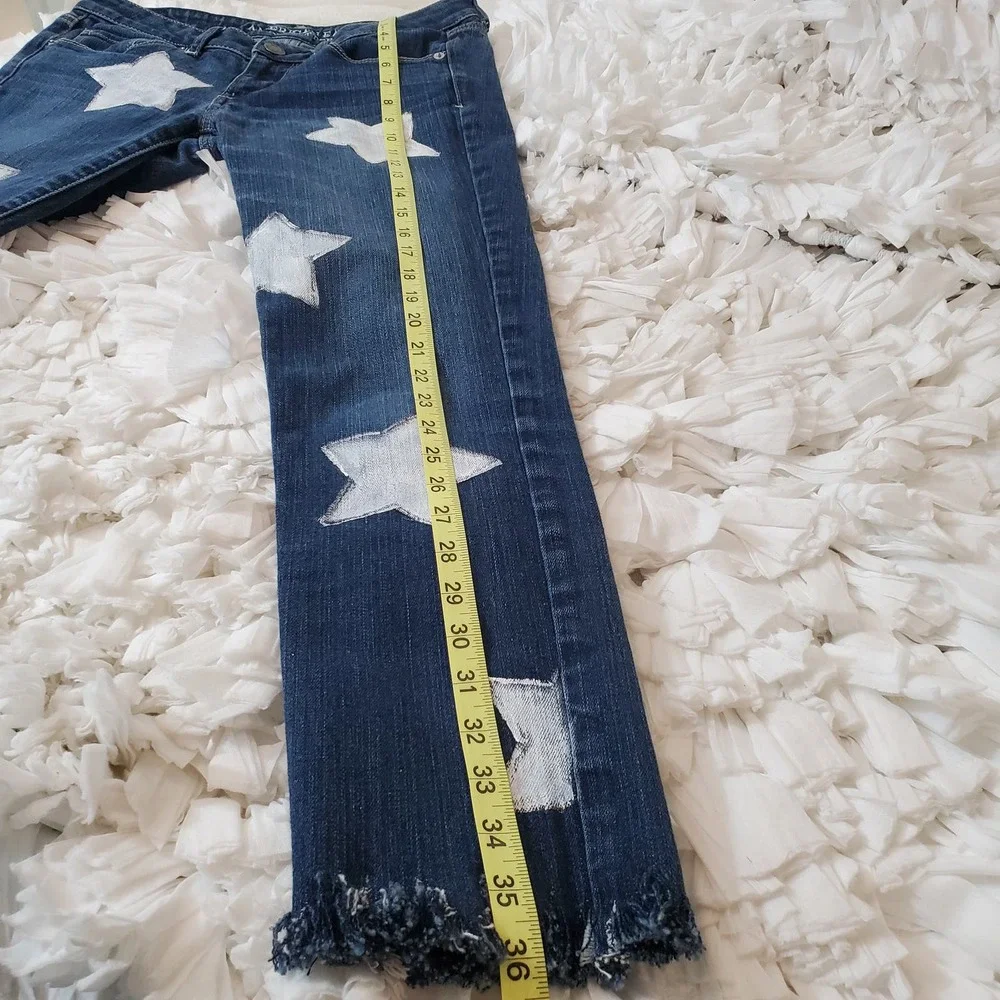 American Eagle | Star Graphic Jeans Skinny Stretch Frayed Hem Women's Size 6 - Picture 15 of 16